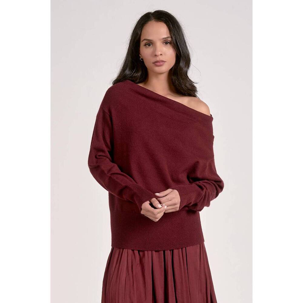 NEW ELAN off shoulder relaxed sweater in plum